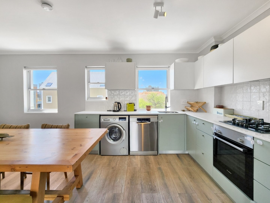 2 Bedroom Property for Sale in Gardens Western Cape